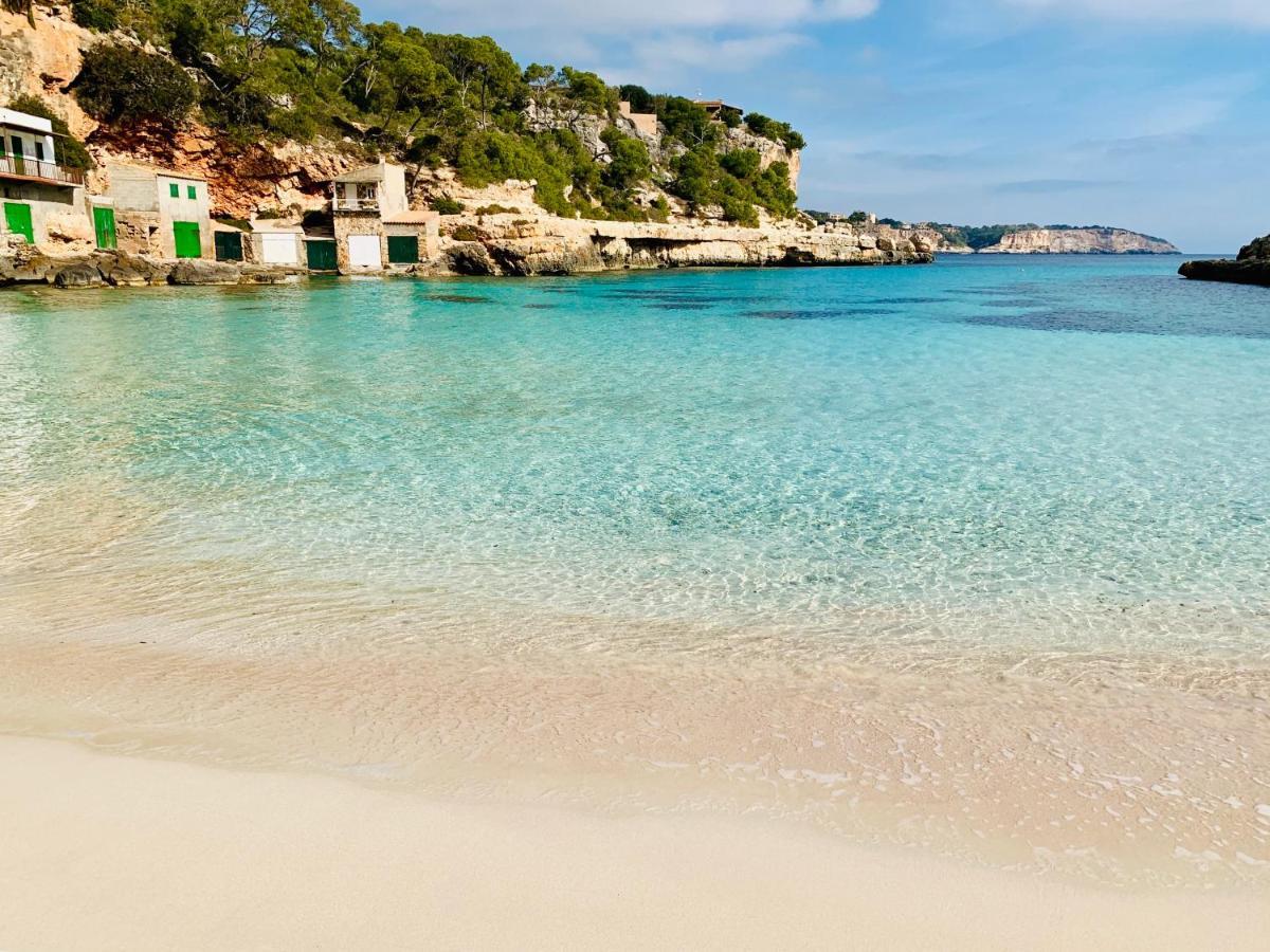 Hostal Cala Llombards Εξωτερικό φωτογραφία