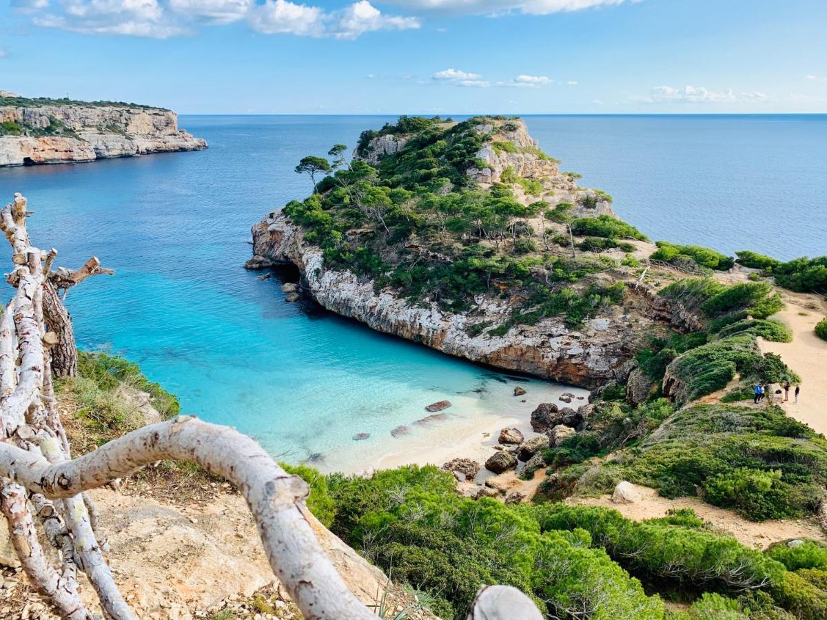 Hostal Cala Llombards Εξωτερικό φωτογραφία
