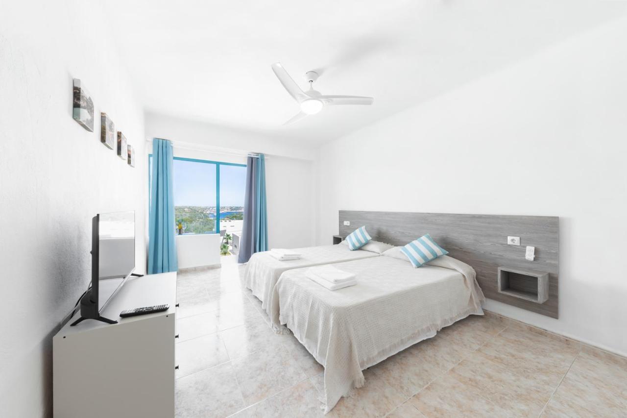 Hostal Cala Llombards Εξωτερικό φωτογραφία