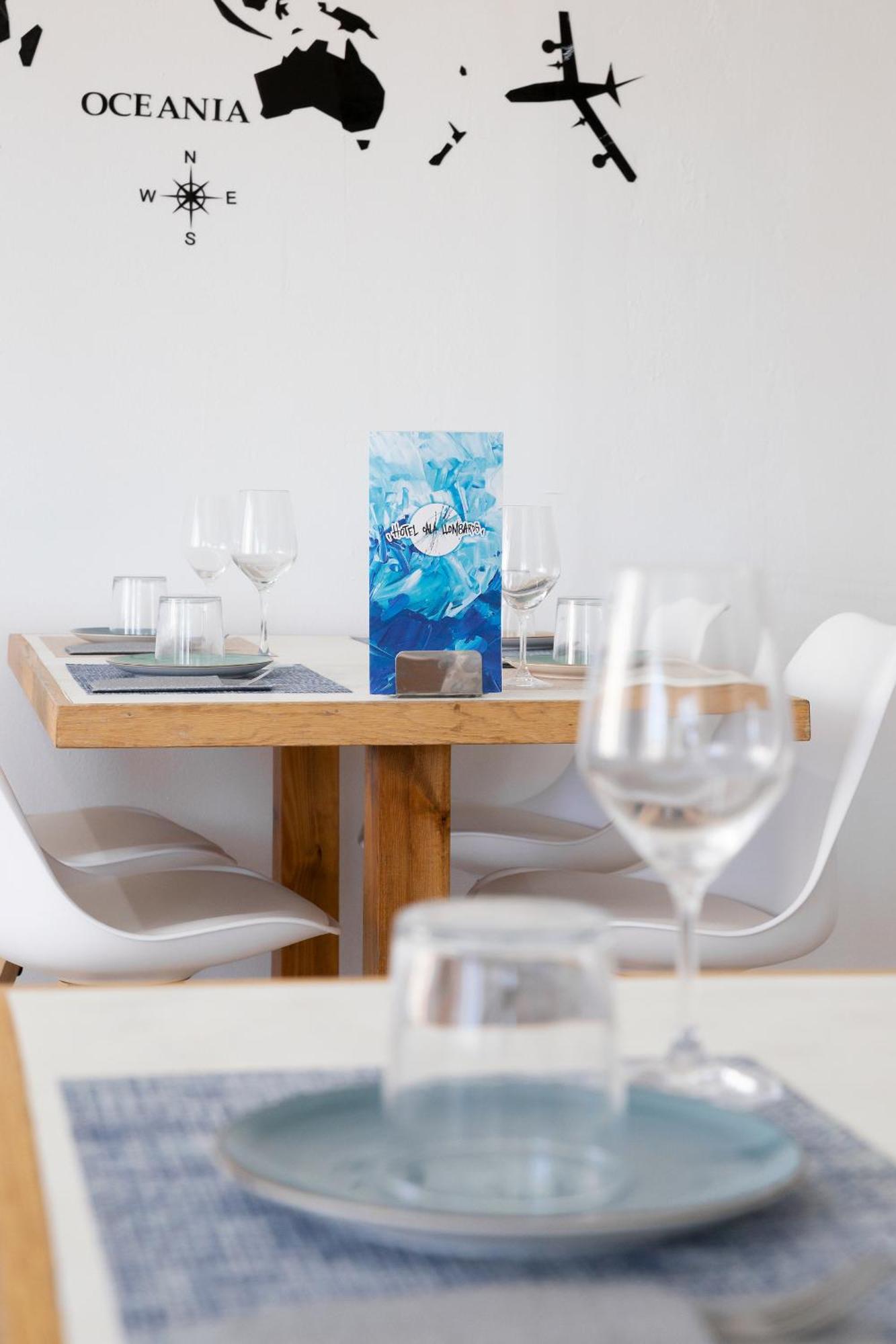 Hostal Cala Llombards Εξωτερικό φωτογραφία