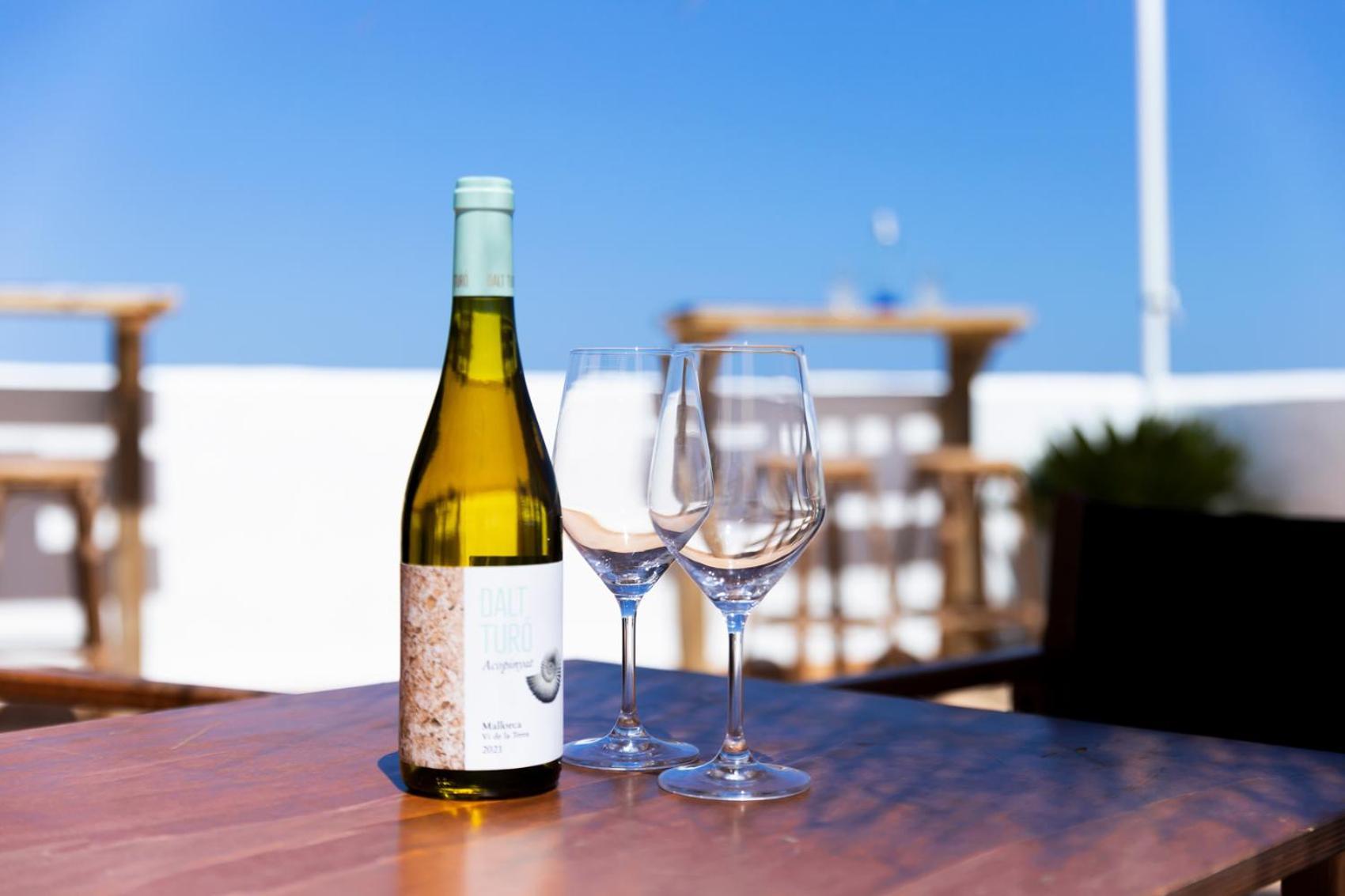 Hostal Cala Llombards Εξωτερικό φωτογραφία
