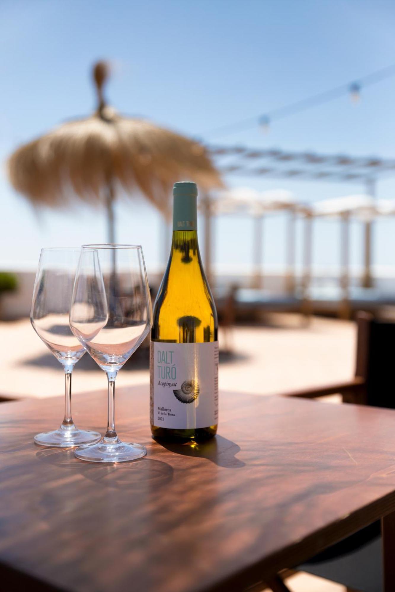 Hostal Cala Llombards Εξωτερικό φωτογραφία