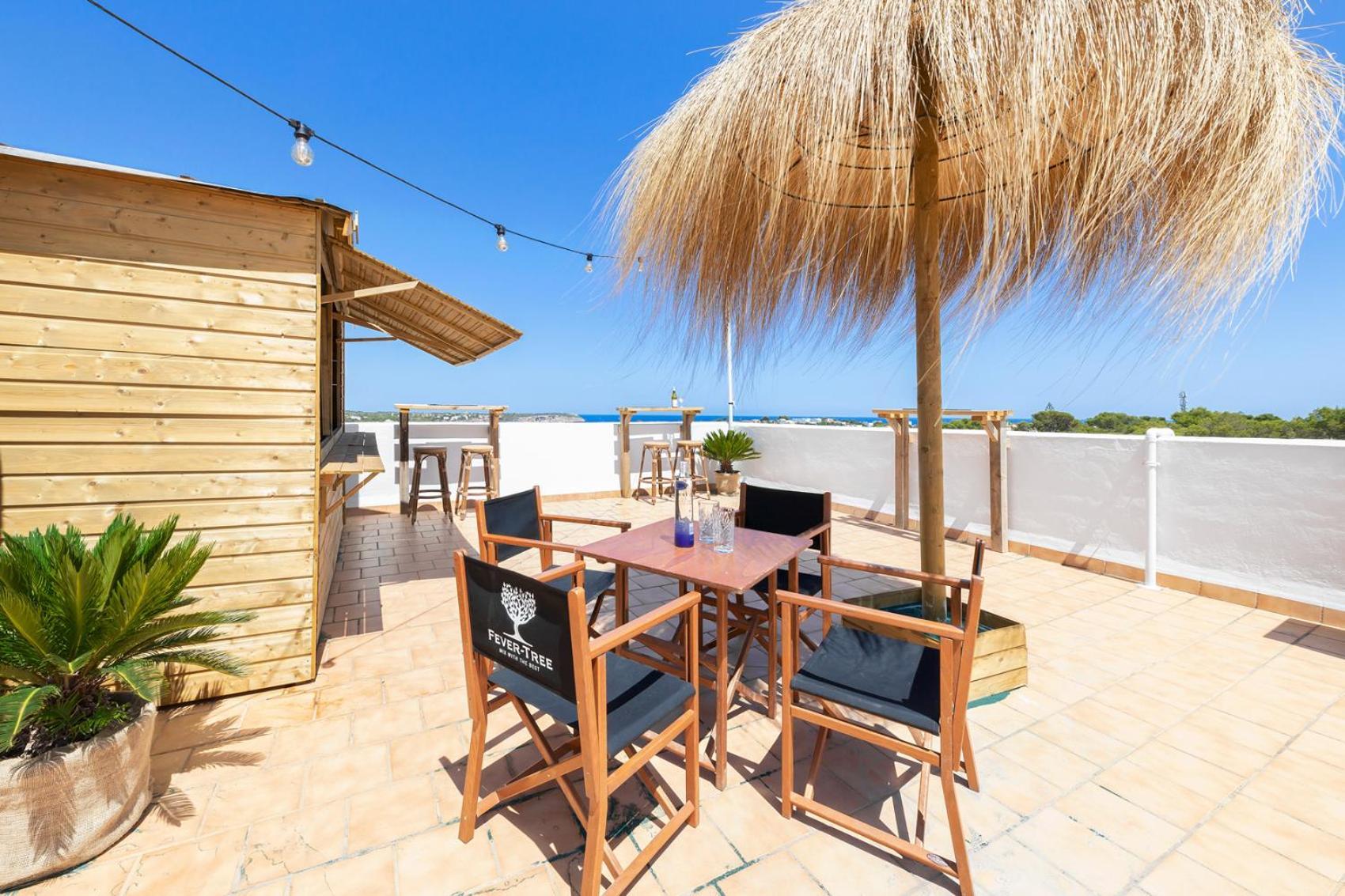 Hostal Cala Llombards Εξωτερικό φωτογραφία